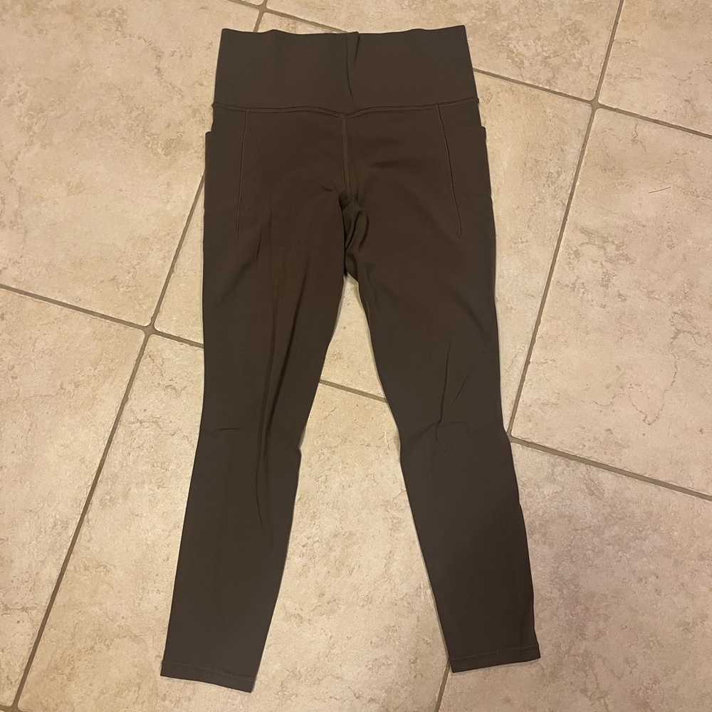 Athleta taupe pocket leggings size s